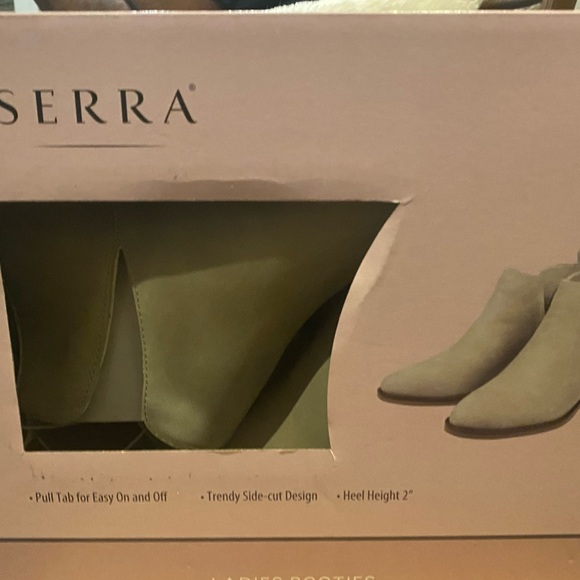 Serra Tan Split Cut Ankle Boots Size 8 Womens Deal NIB Shoes - Picture 5 of 7